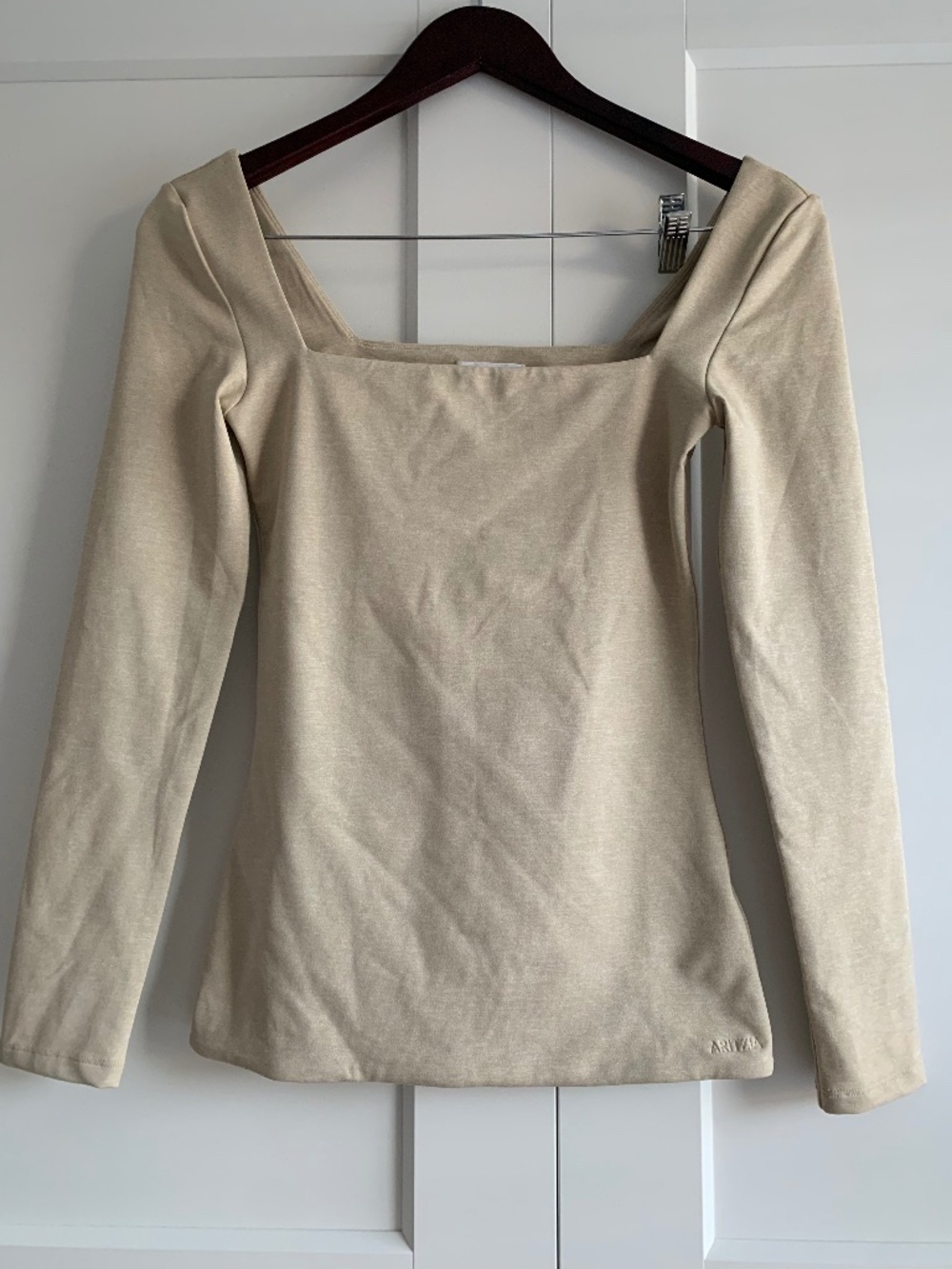 Aritzia Squareneck Hip Longsleeve Top Size S NWT